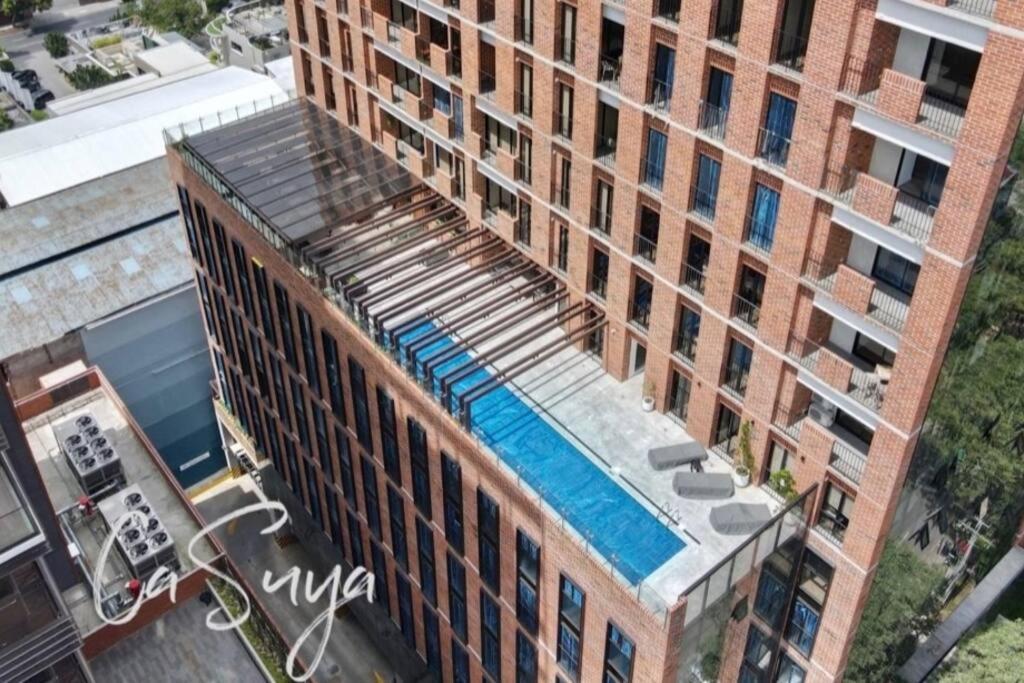 Casuya Airali Apartments With Heated Pool, Gym In City Center Guatemalaváros Kültér fotó