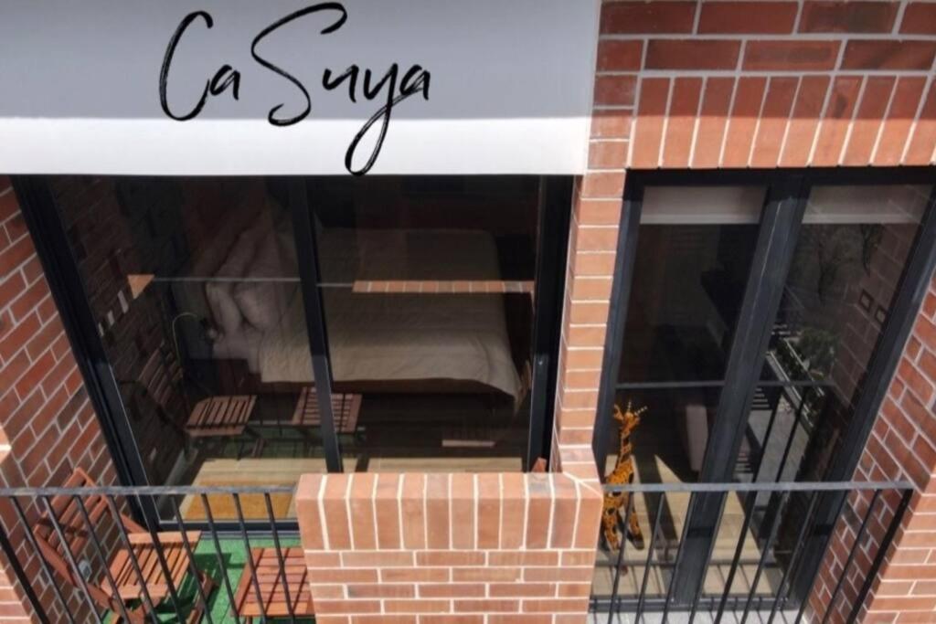 Casuya Airali Apartments With Heated Pool, Gym In City Center Guatemalaváros Kültér fotó